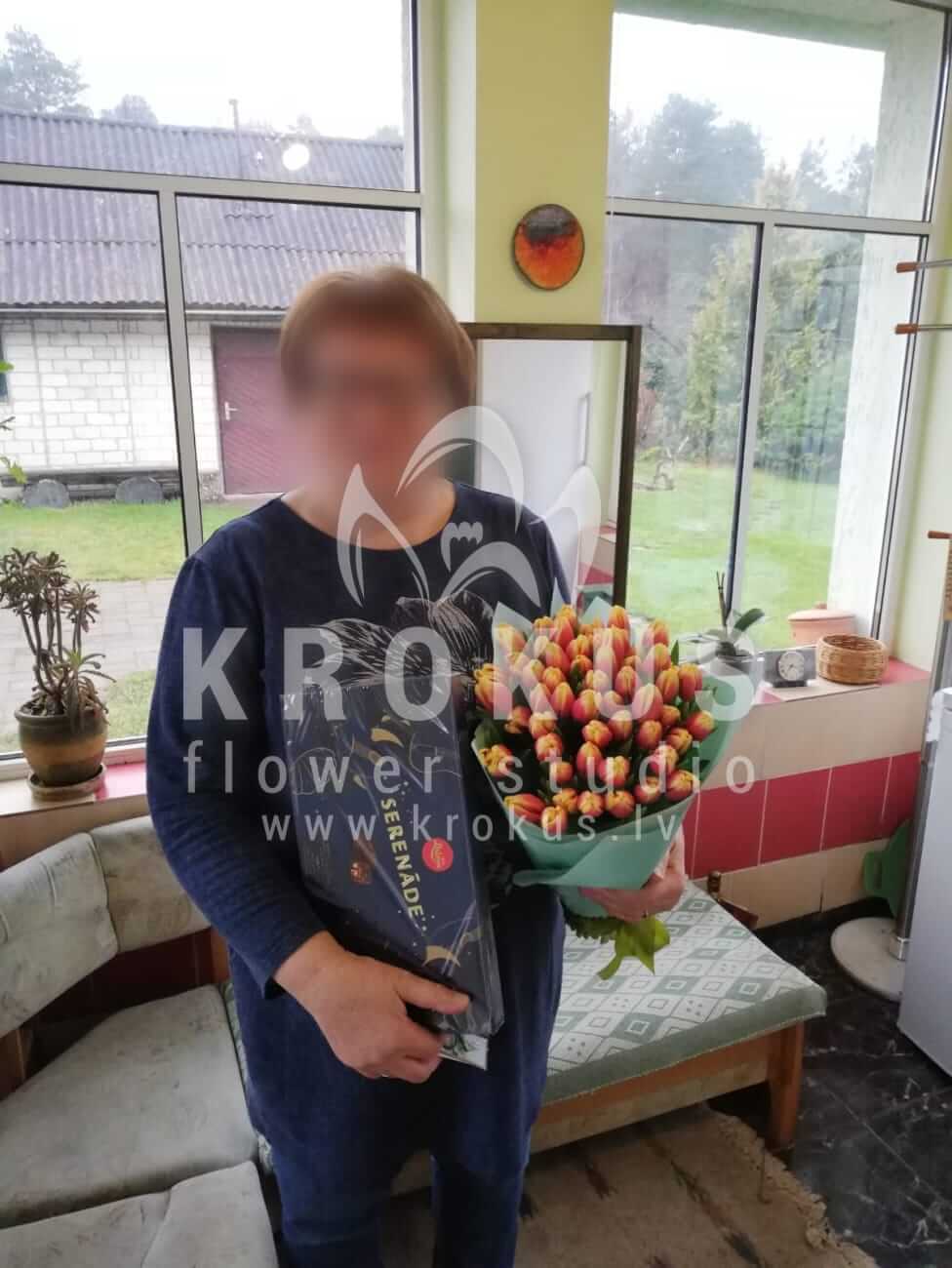 Deliver flowers to Dobele (tulips)