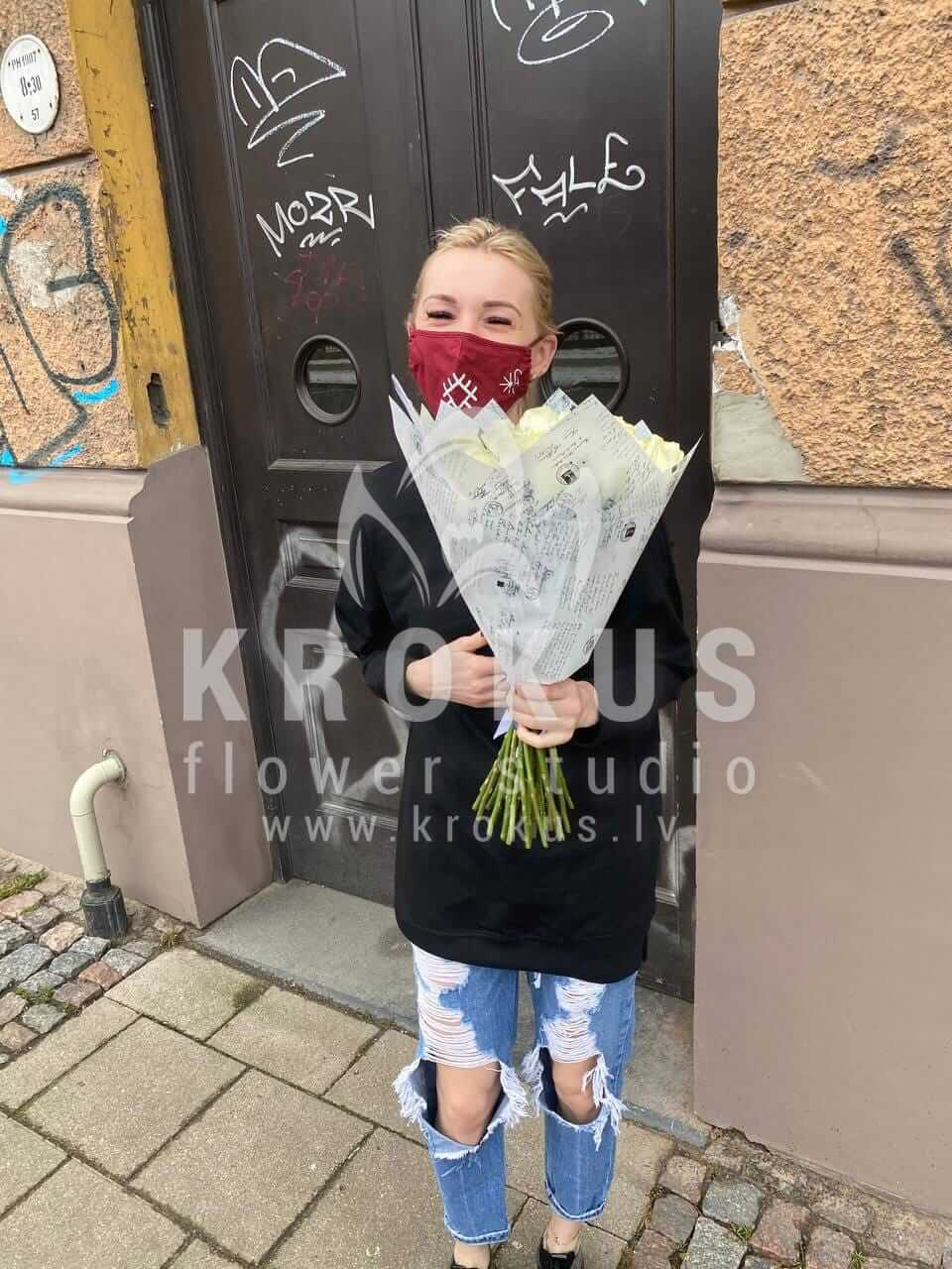 Deliver flowers to Rīga (white roses)