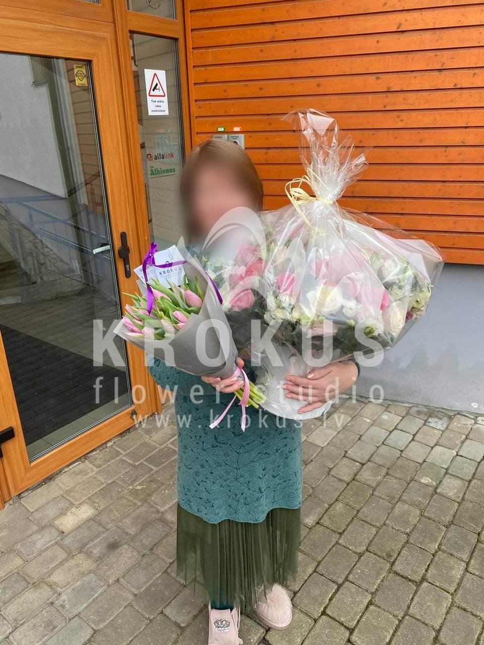 Deliver flowers to Rīga (tulips)