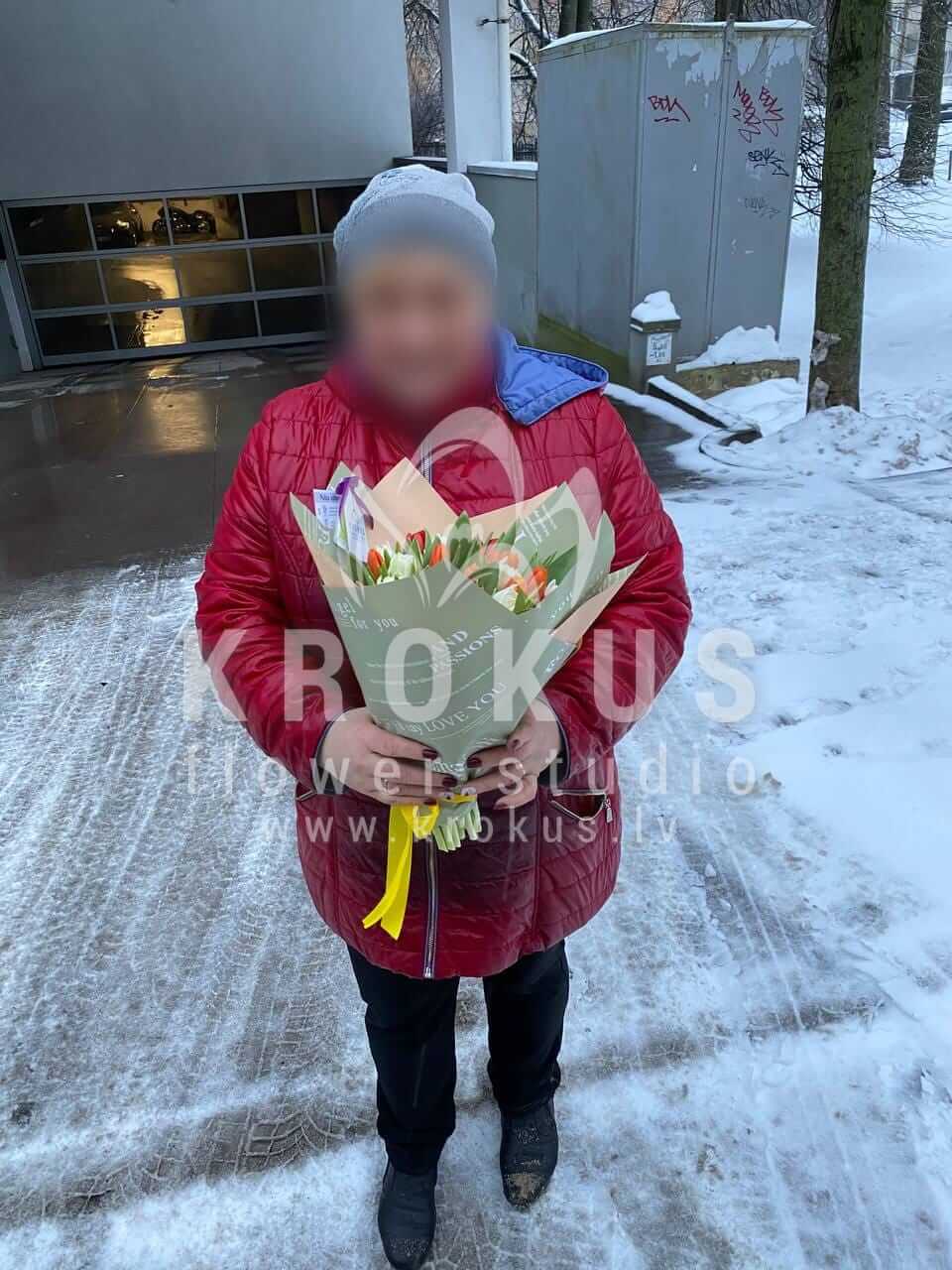 Deliver flowers to Rīga (tulips)