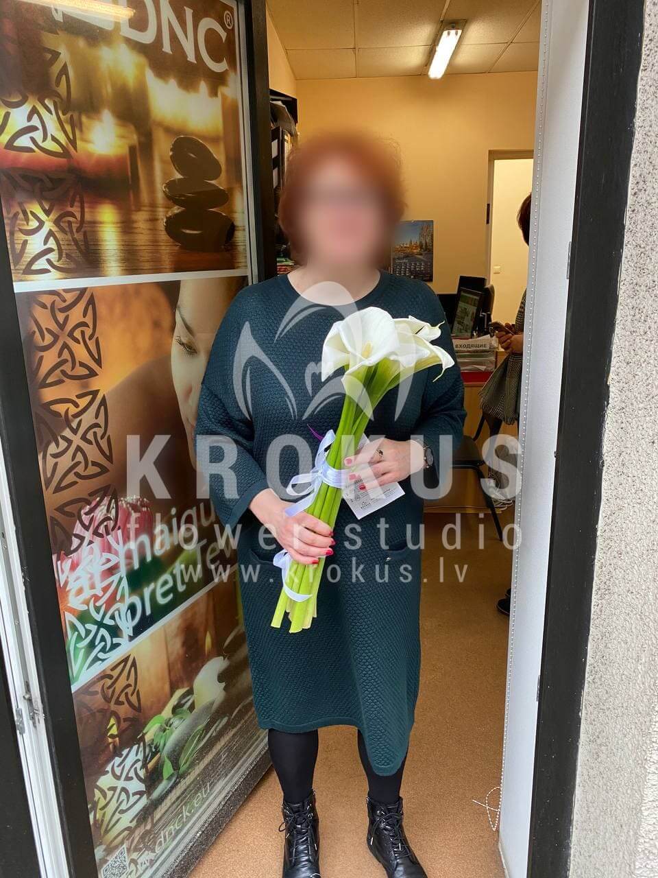 Deliver flowers to Rīga (calla lilies)