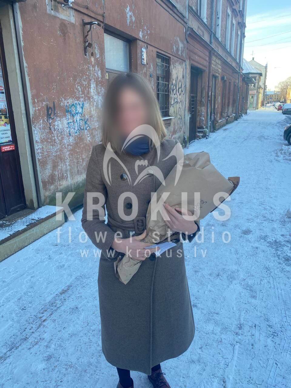 Ziedu piegāde Latvia Rīga (margrietiņas krizantēmas )