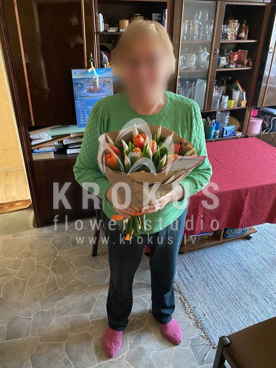 Доставка цветов в город Рига (ирисыпионовидные тюльпаны)