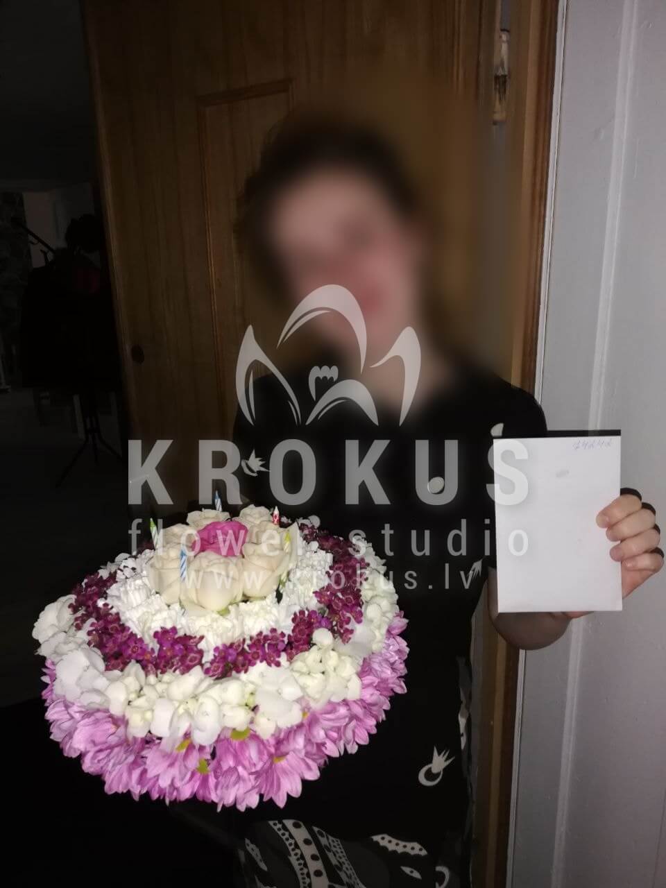 Deliver flowers to Rīga (cloveschrysanthemumswaxflowerhydrangeas)