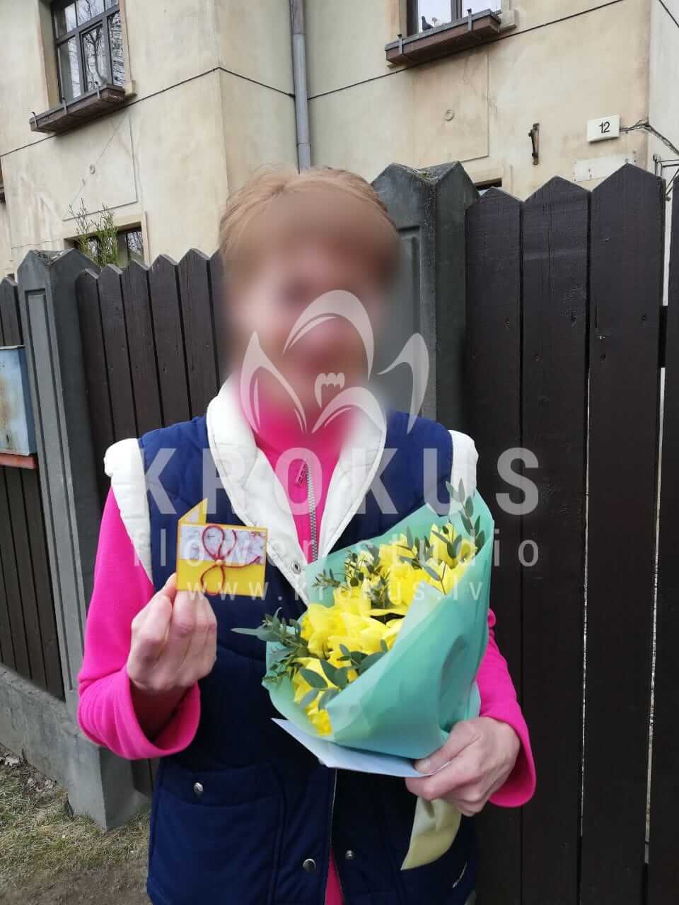 Доставка цветов в город Рига (нарцисс)
