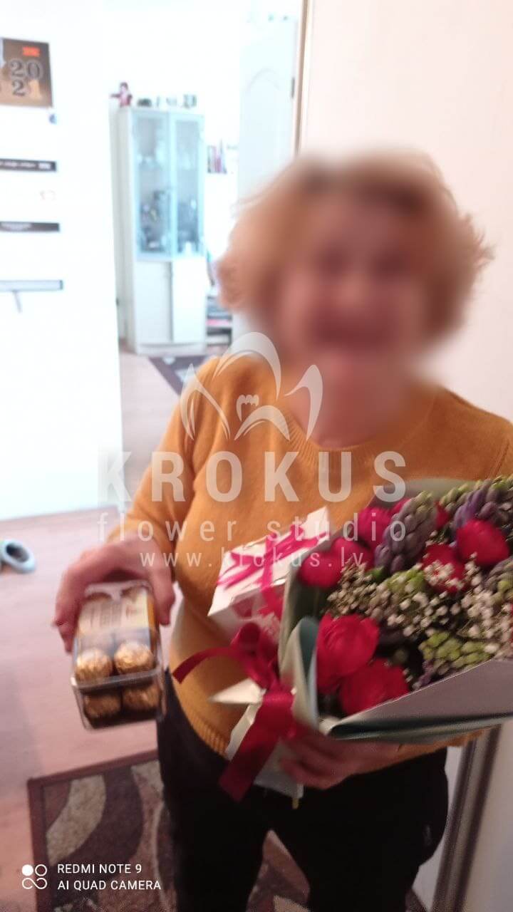 Deliver flowers to Rīga (tulipshyacinthgypsophila)