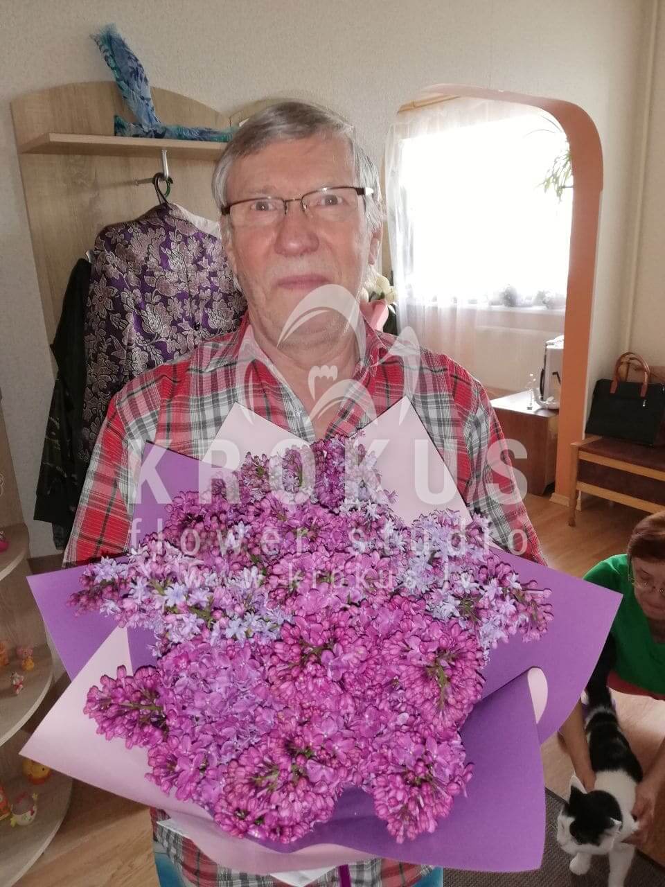 Deliver flowers to Rīga (lilacs)