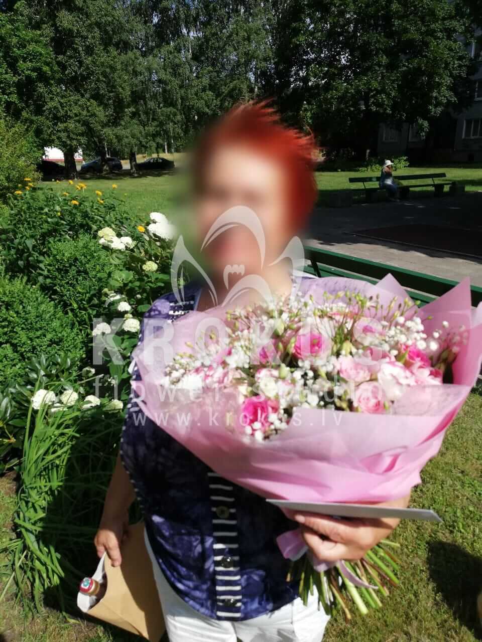Deliver flowers to Rīga (shrub rosespink rosestulipsgypsophilaruscusveronicalisianthuses (eustoma))
