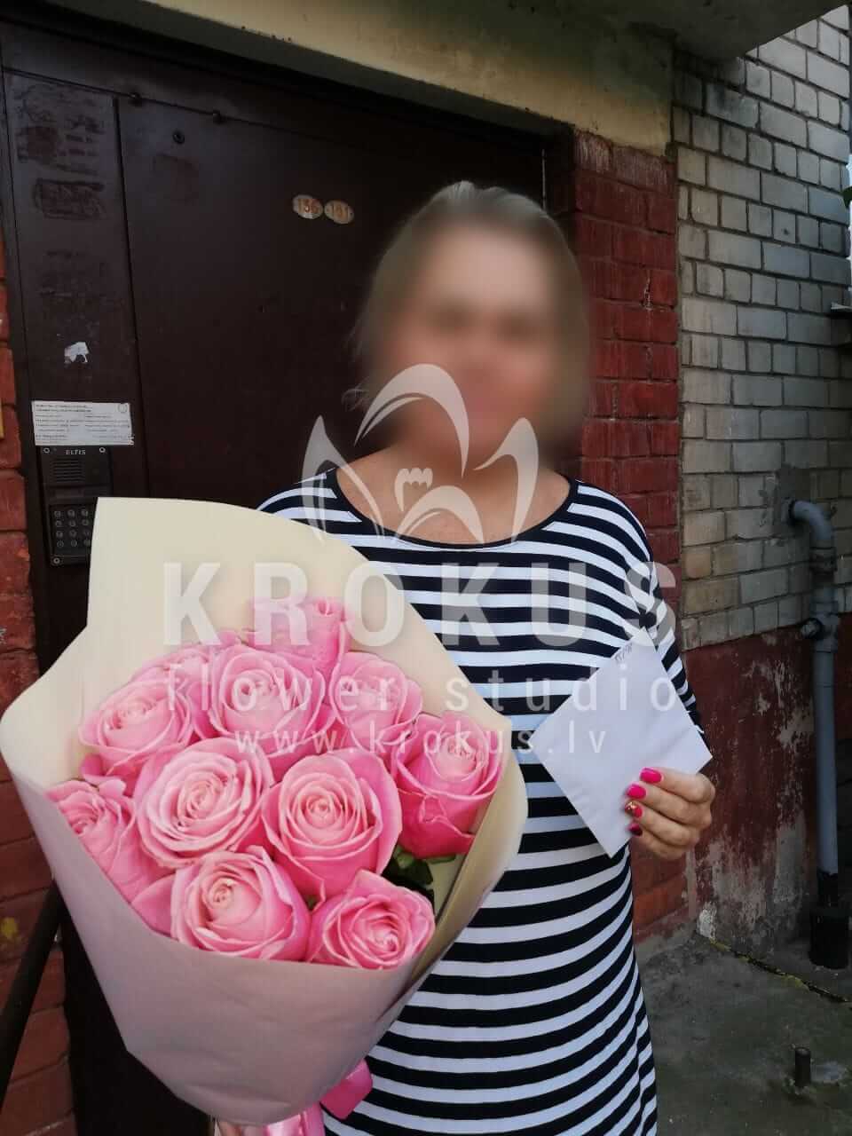Deliver flowers to Rīga (pink roses)