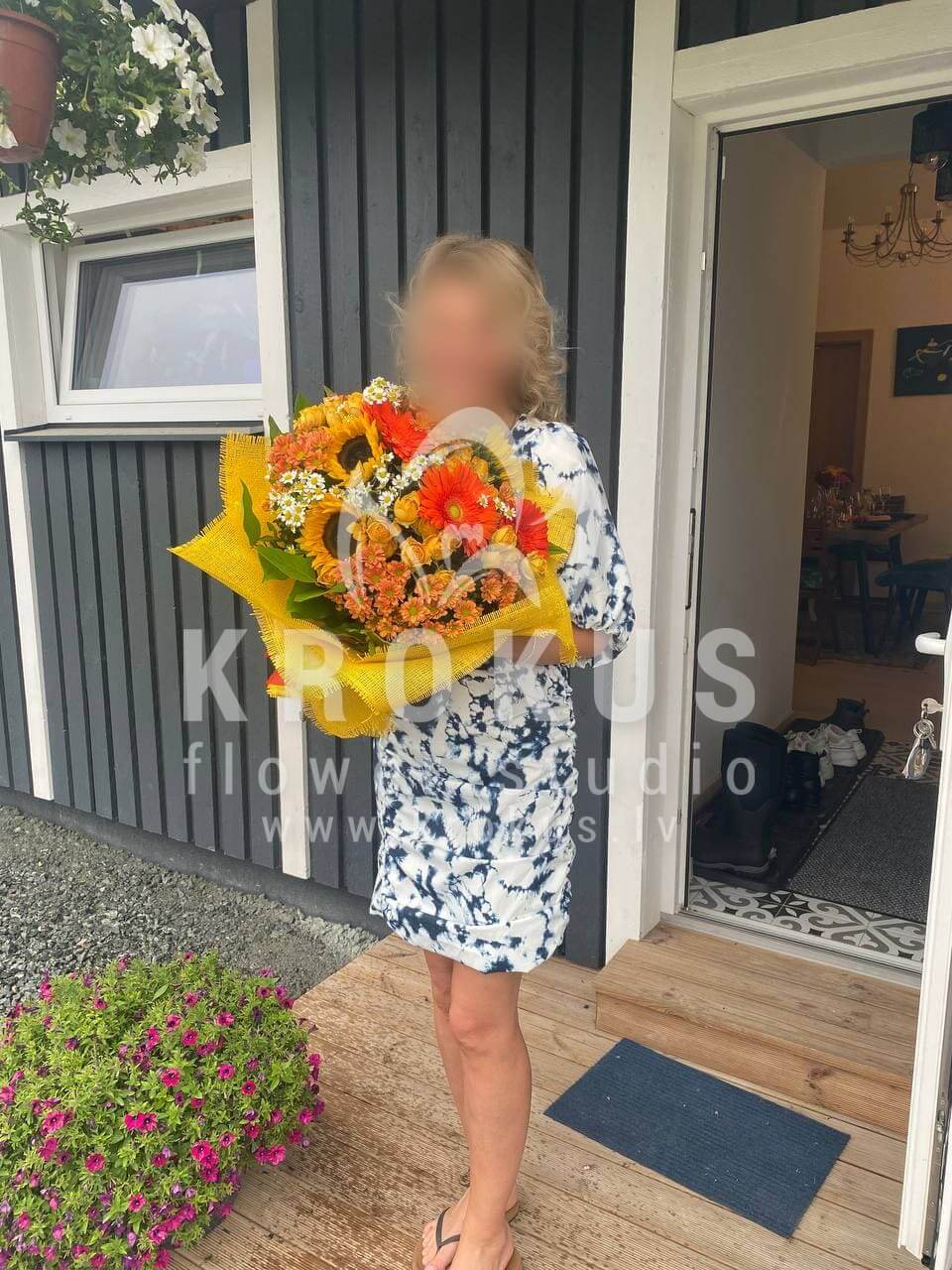 Deliver flowers to Kadaga (sunflowersmeadow flowersgoldenrodruscushypericumdaisies)