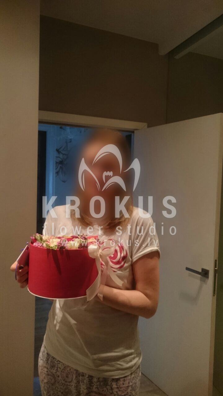 Deliver flowers to Latvia (box)