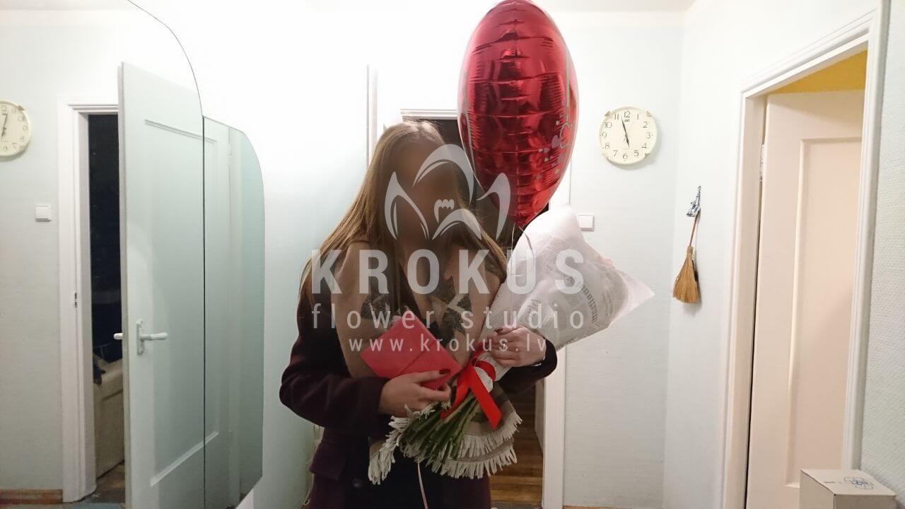 Deliver flowers to Latvia (pink roses)