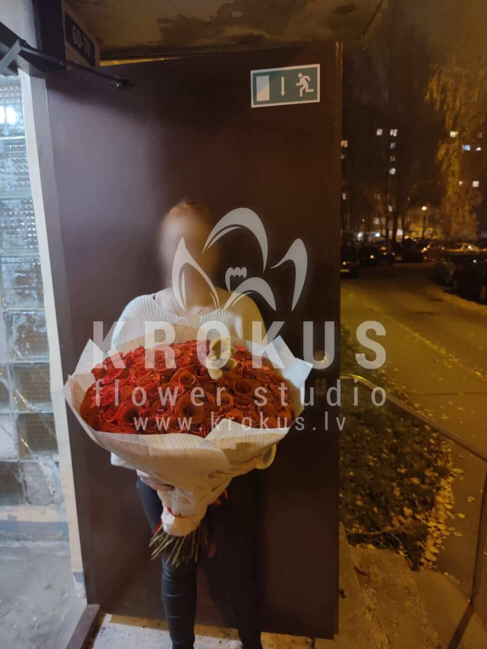 Deliver flowers to Rīga (red roses)