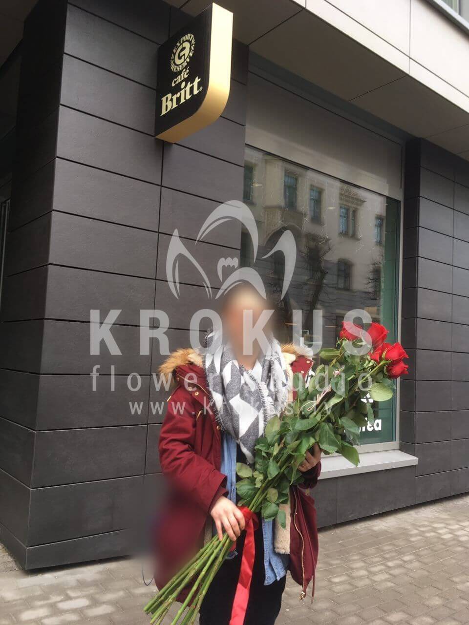 Deliver flowers to Rīga (red roses)