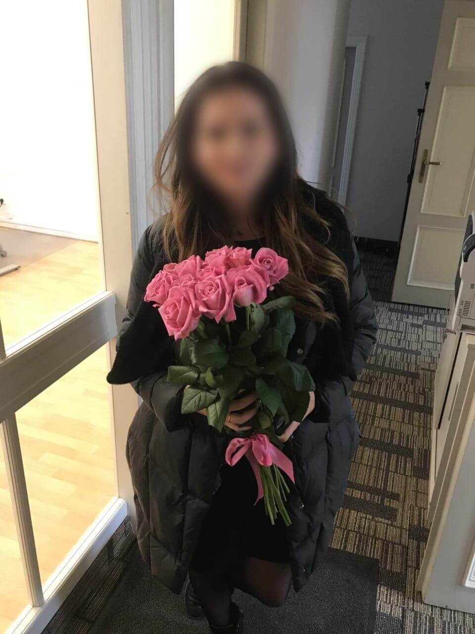 Deliver flowers to Rīga (pink roses)