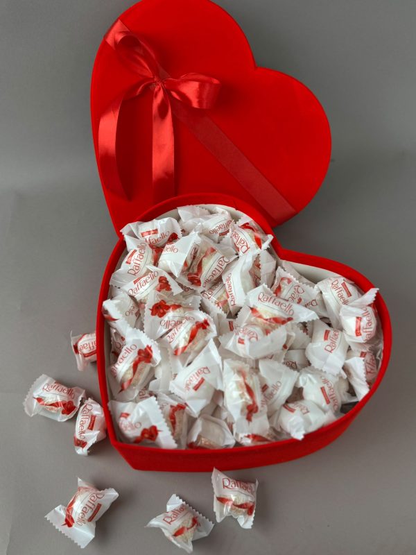 СЕРДЦЕ RAFFAELLO 900G
