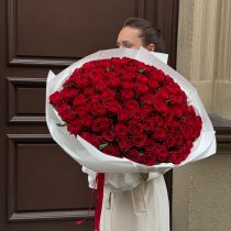 SUPERPRICE! 101 red roses 50cm